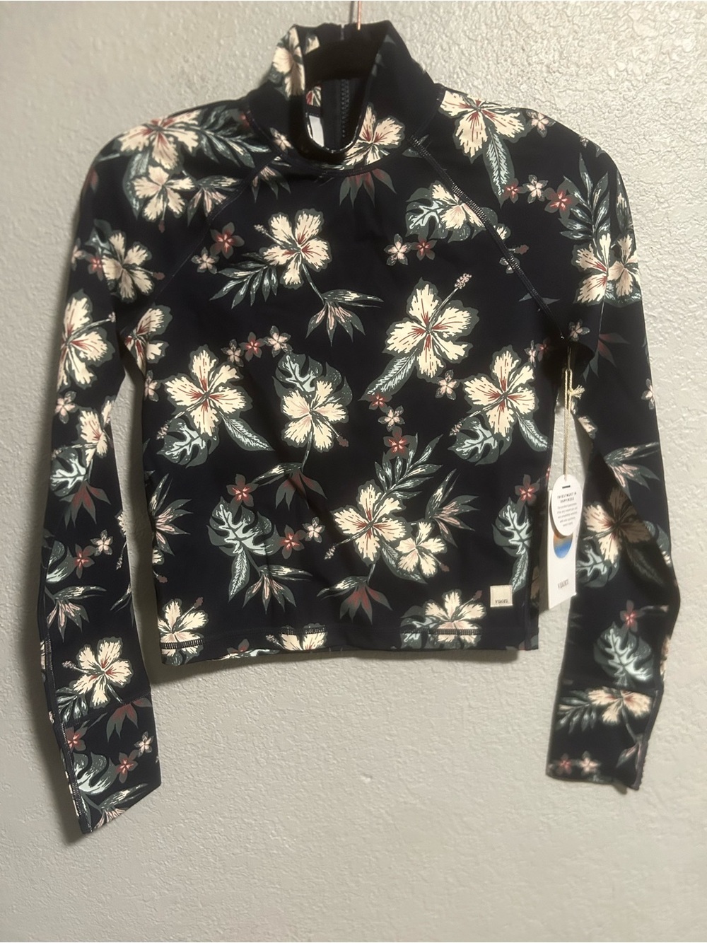 Nwt Vuori swim top